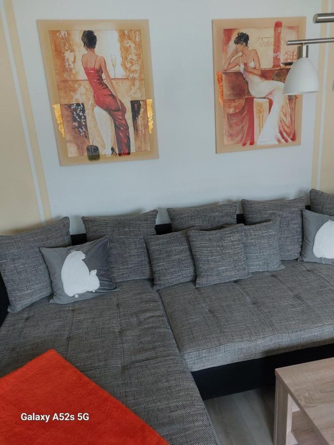 Ferienwohnung Bienwald Mit Pool Fuer 4 - 6 Personen Mit 3 Schlafzimmern Grobitz Extérieur photo